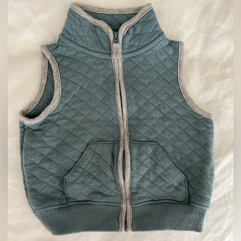 Carters summer vest 9 months
